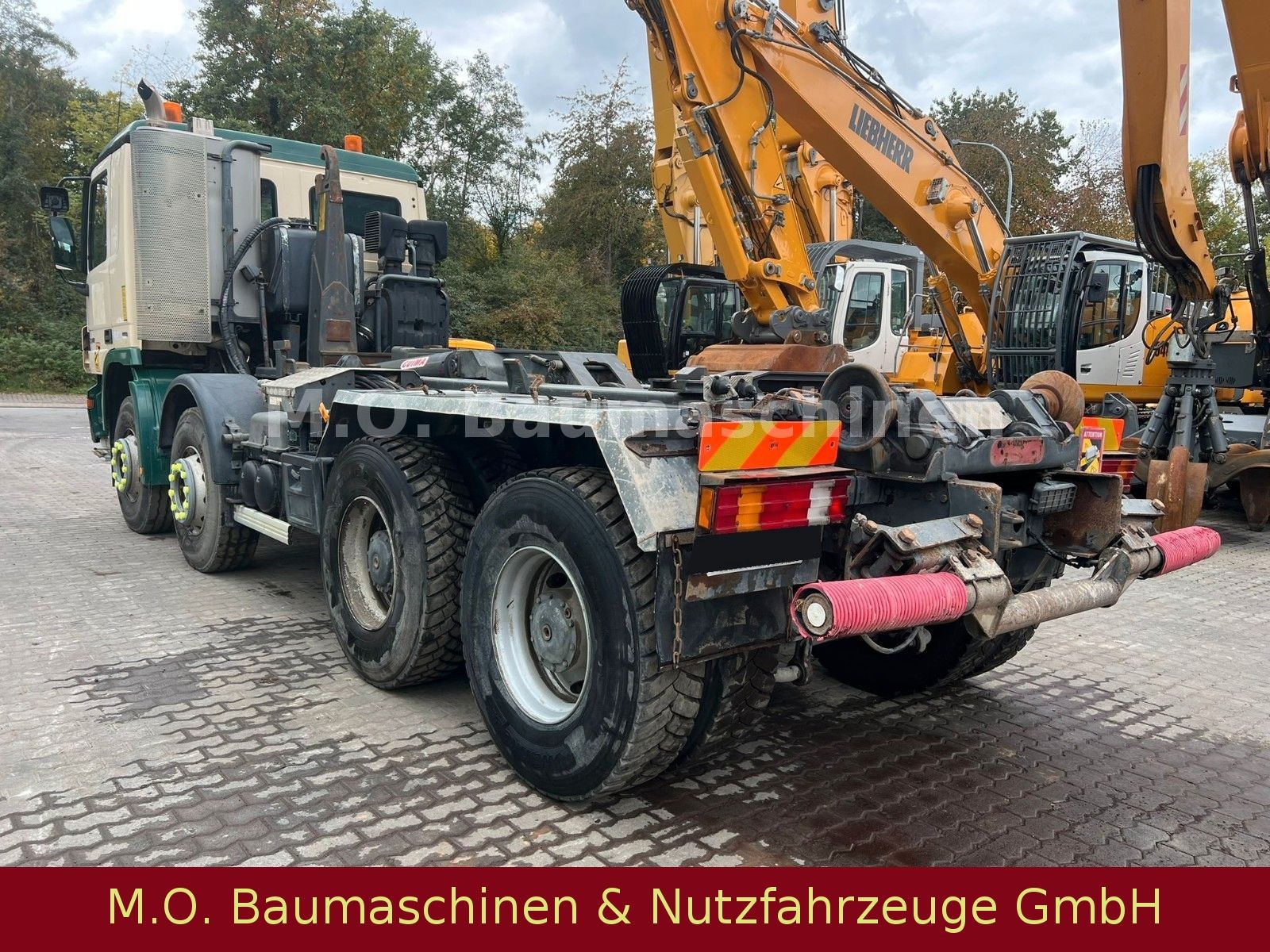 Fahrzeugabbildung Mercedes-Benz Mercedes Actros 3241 / 8x4 / Euro 4/
