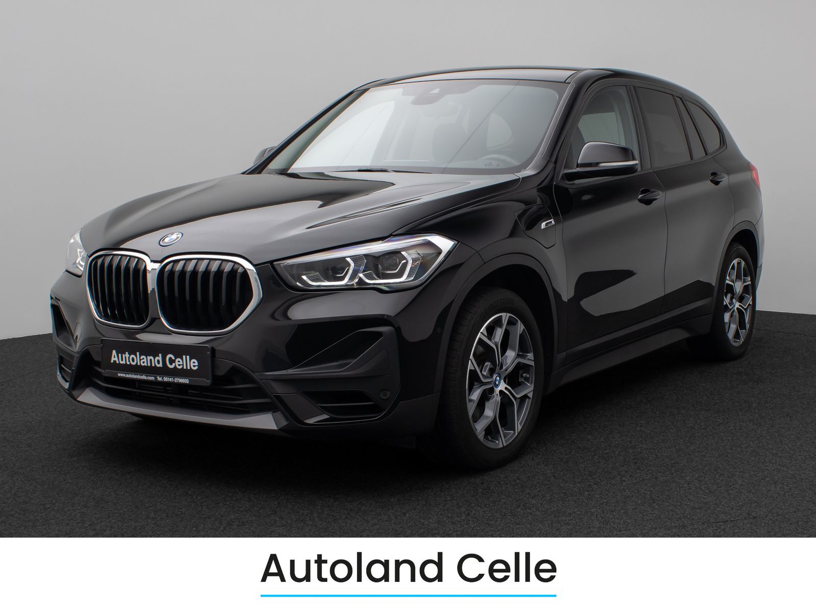 Fahrzeugabbildung BMW X1 xD25e AHK Navi+ HUD DAB H/K Komfort Sport LED