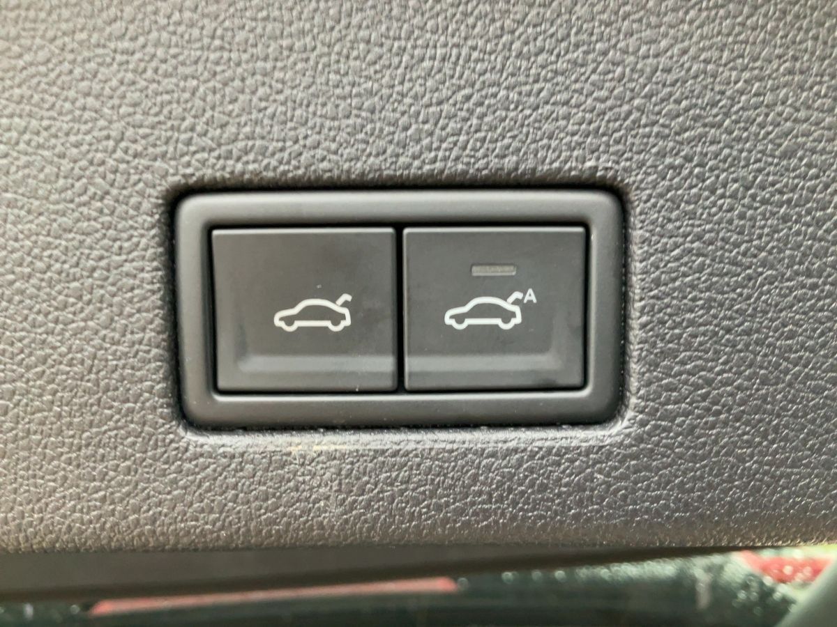 Volkswagen Touareg - Bild 15