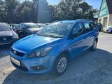 Ford Focus 1,6 / Klima / Kupplung neu / Tüv neu - Ford Focus aus 2010: Kombi