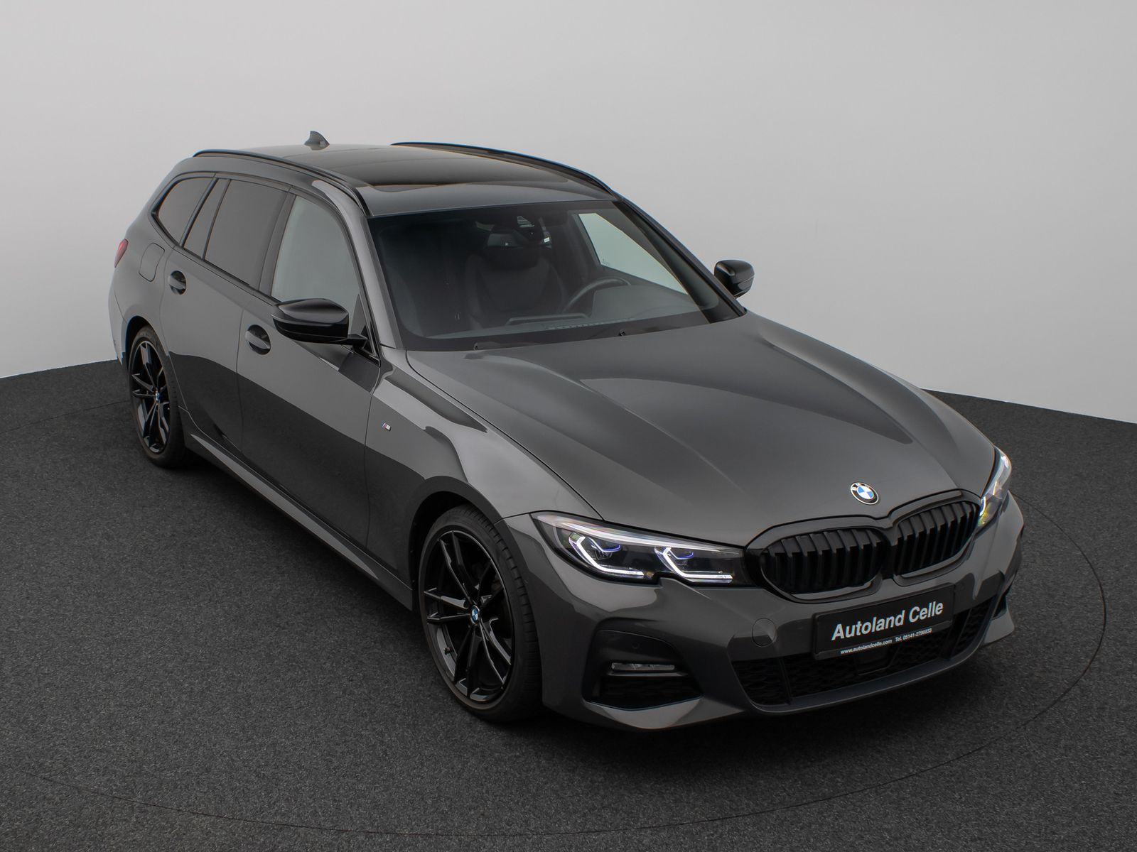 Fahrzeugabbildung BMW 320d xD M Sport Panorama Laser Kamera DAB HiFi
