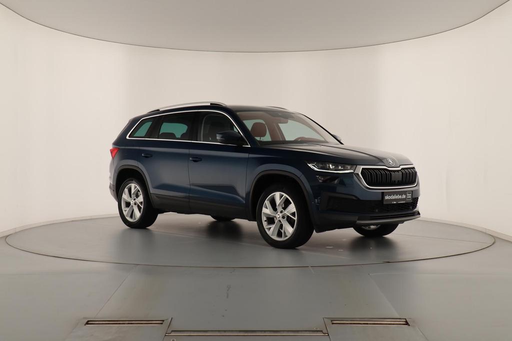 Skoda Kodiaq 2022 г. Синий, пробег 53161 км