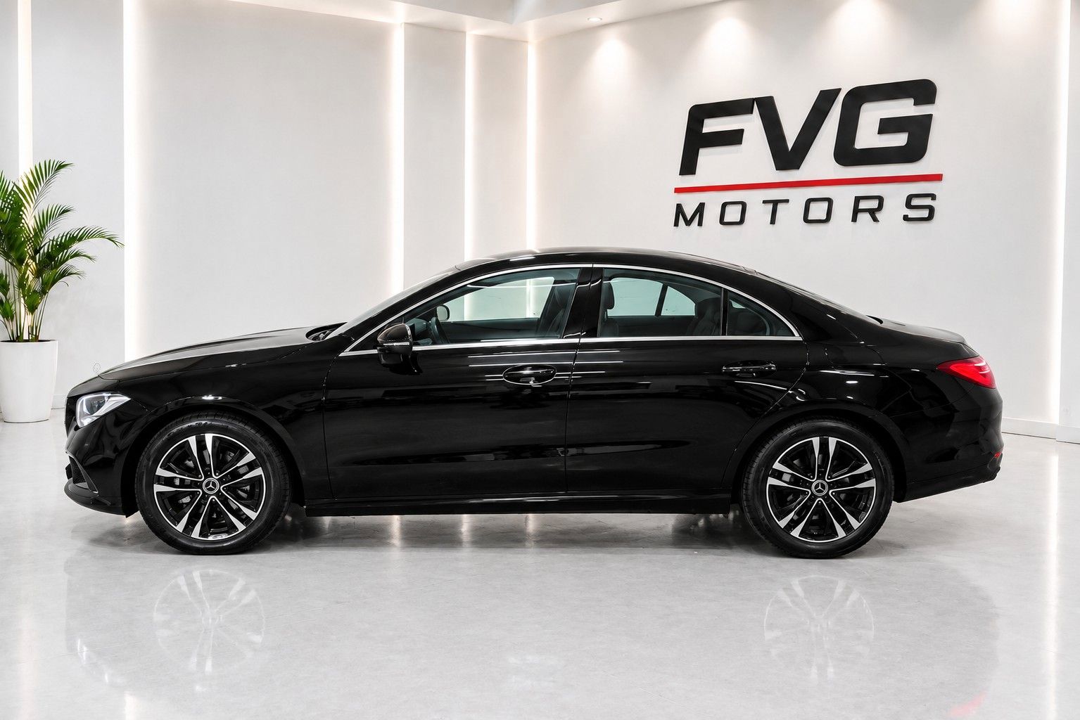 Mercedes-Benz CLA 180 Kamera 360° foto 5