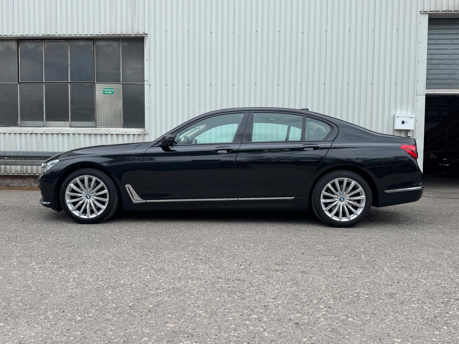 BMW 740 d xDrive*HUD*Soft Close*Massage*360 Kamera*