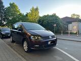 Volkswagen Sharan 2.0 TDI SCR DSG BMT Beach Beach - Volkswagen Sharan in Duisburg