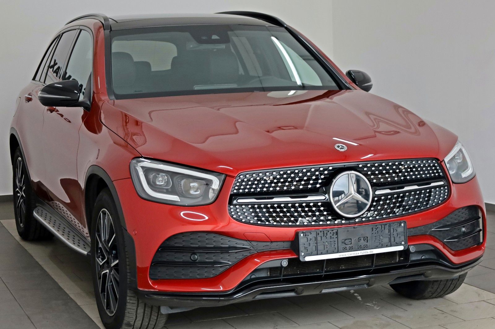 Fahrzeugabbildung Mercedes-Benz GLC 300d 4M AMG Line TLeder,Navi,LED,Panorama,SH