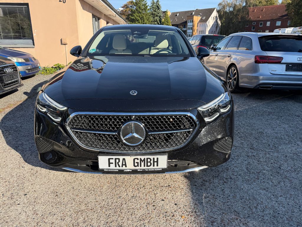 Image of Mercedes-Benz E 220
