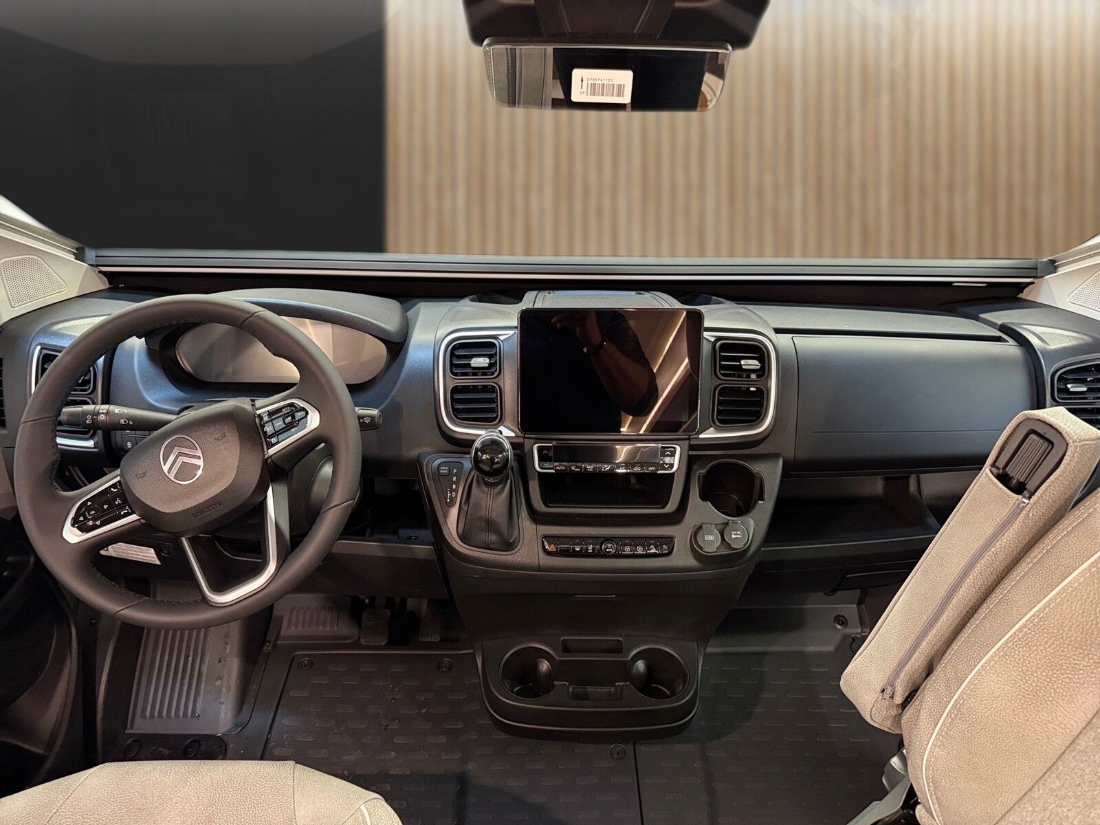 Fahrzeugabbildung Pössl Summit Shine 600 LR Citroen Markise,Solar,Autom.