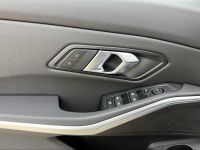 BMW 318 - Vorschau Bild 17