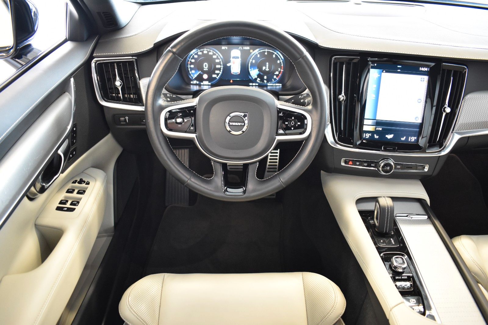 Volvo V90 Kombi R Design AUT./LED/NAVI/Sportsitze NAPP foto 16
