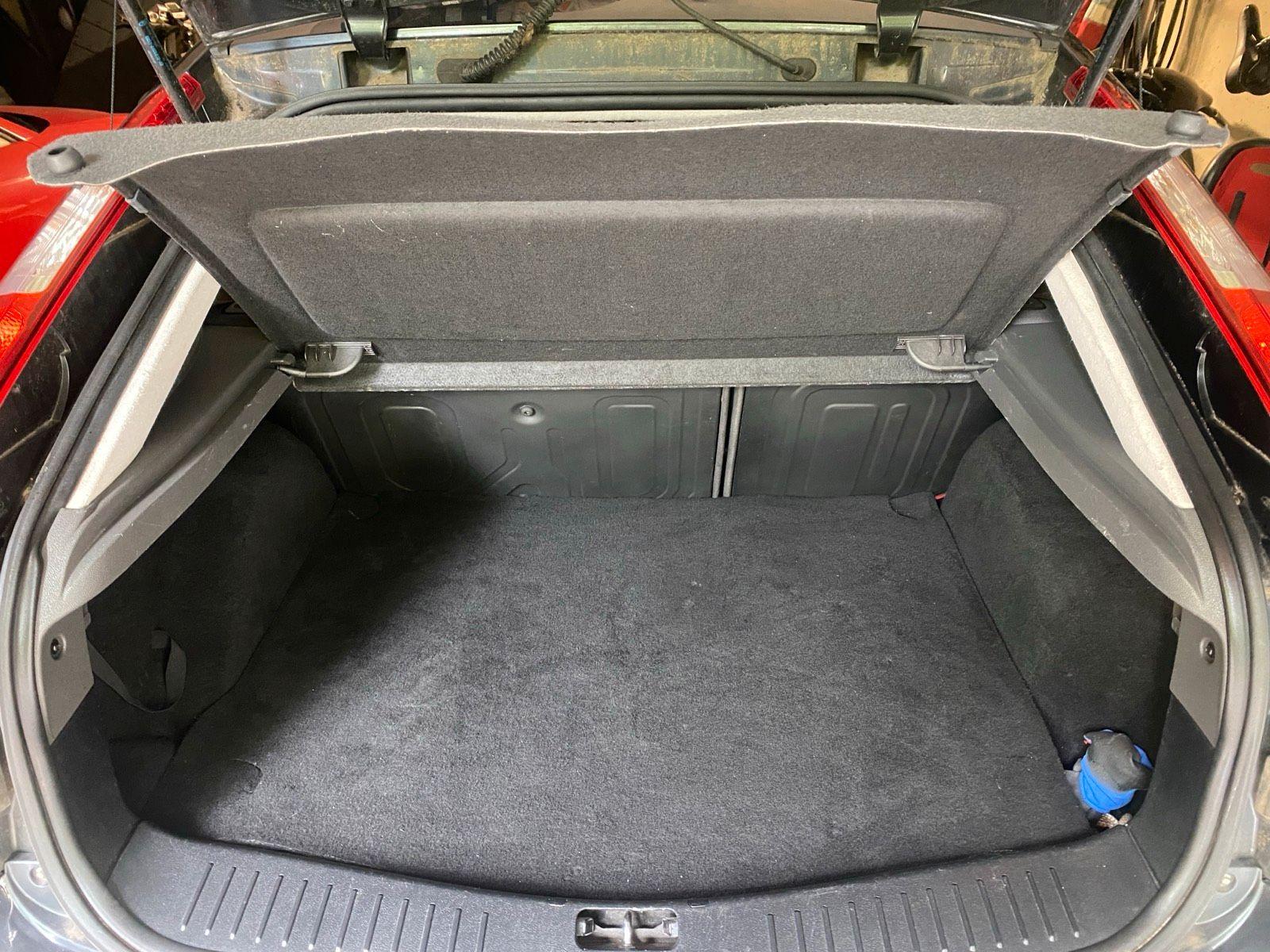 Ford Focus 2006 — photo 9