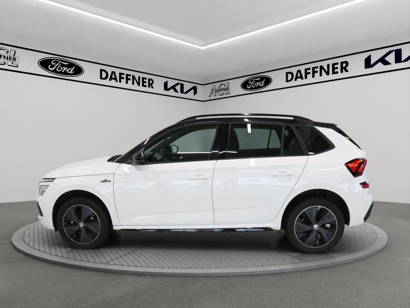Fahrzeugabbildung SKODA Kamiq Monte Carlo Automatik Panoramadach