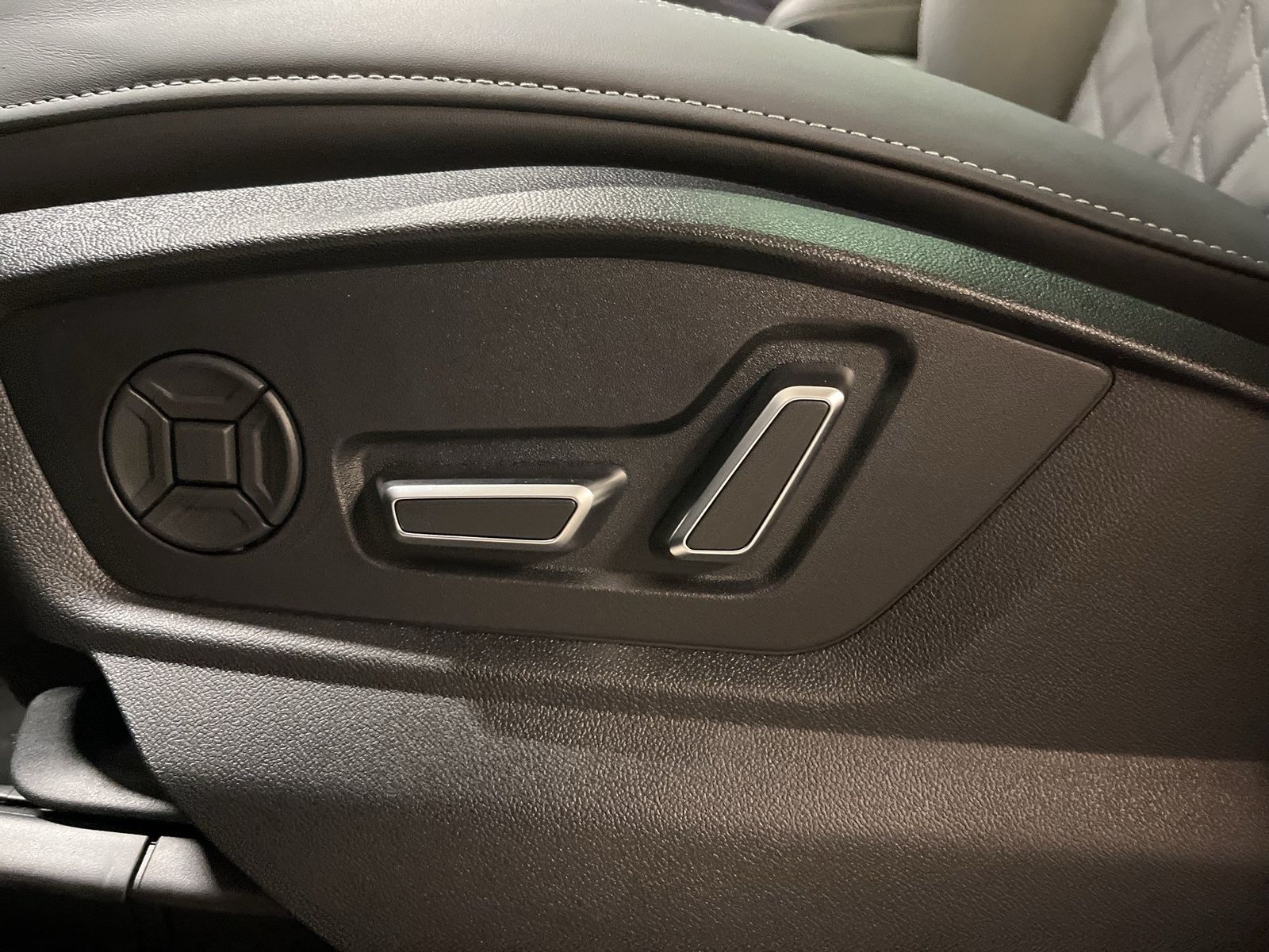 Audi Q8 - Bild 15