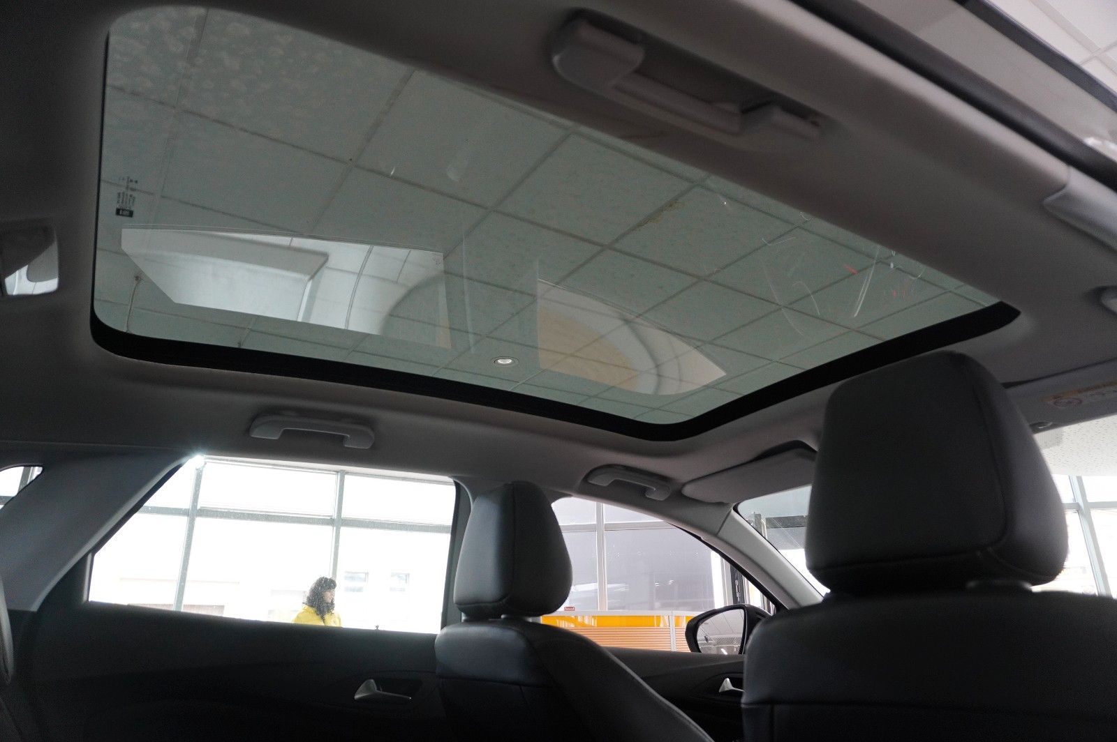 Fahrzeugabbildung Opel Grandland (X) 1.2T INNOV. NAVI/LED/KAMERA/PANO.