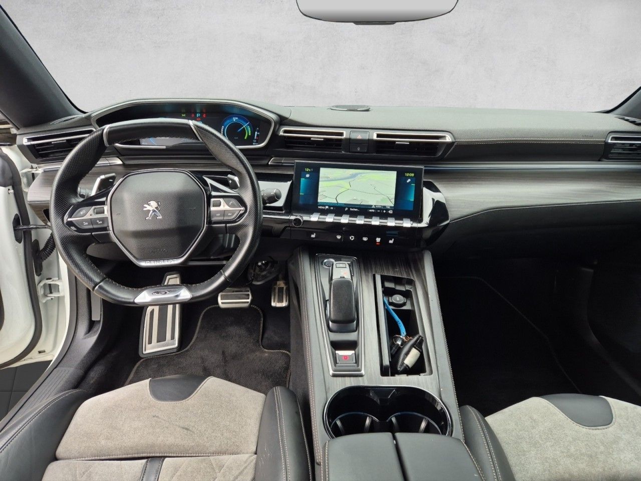 Fahrzeugabbildung Peugeot 508 SW Hybrid 225 GT ACC Totwinkelassistent Navi