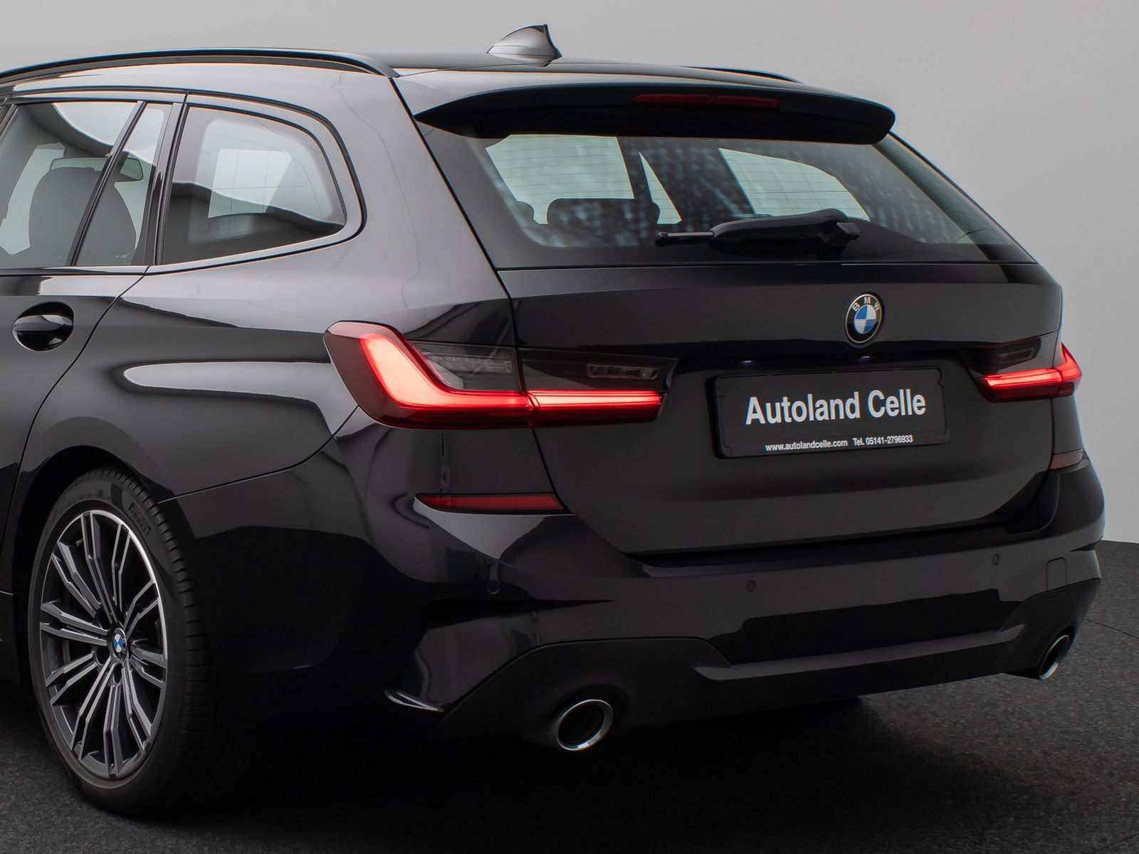 Fahrzeugabbildung BMW 320d M Sport DAB CockPitPro PDC Alarm AHK LED