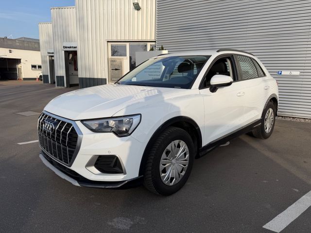 AUDI Q3 40 TDI quattro S tronic Virt AHK NAVI St.Hzg