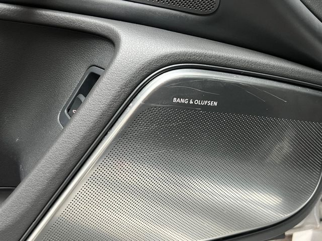 Audi RS6 Avant 4.0 TFSI quattro Pano*B&O*Carbon*21"