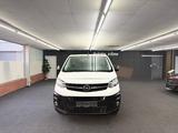 Opel Vivaro:9 Sitzer. AC 2 Zonen. Navi.