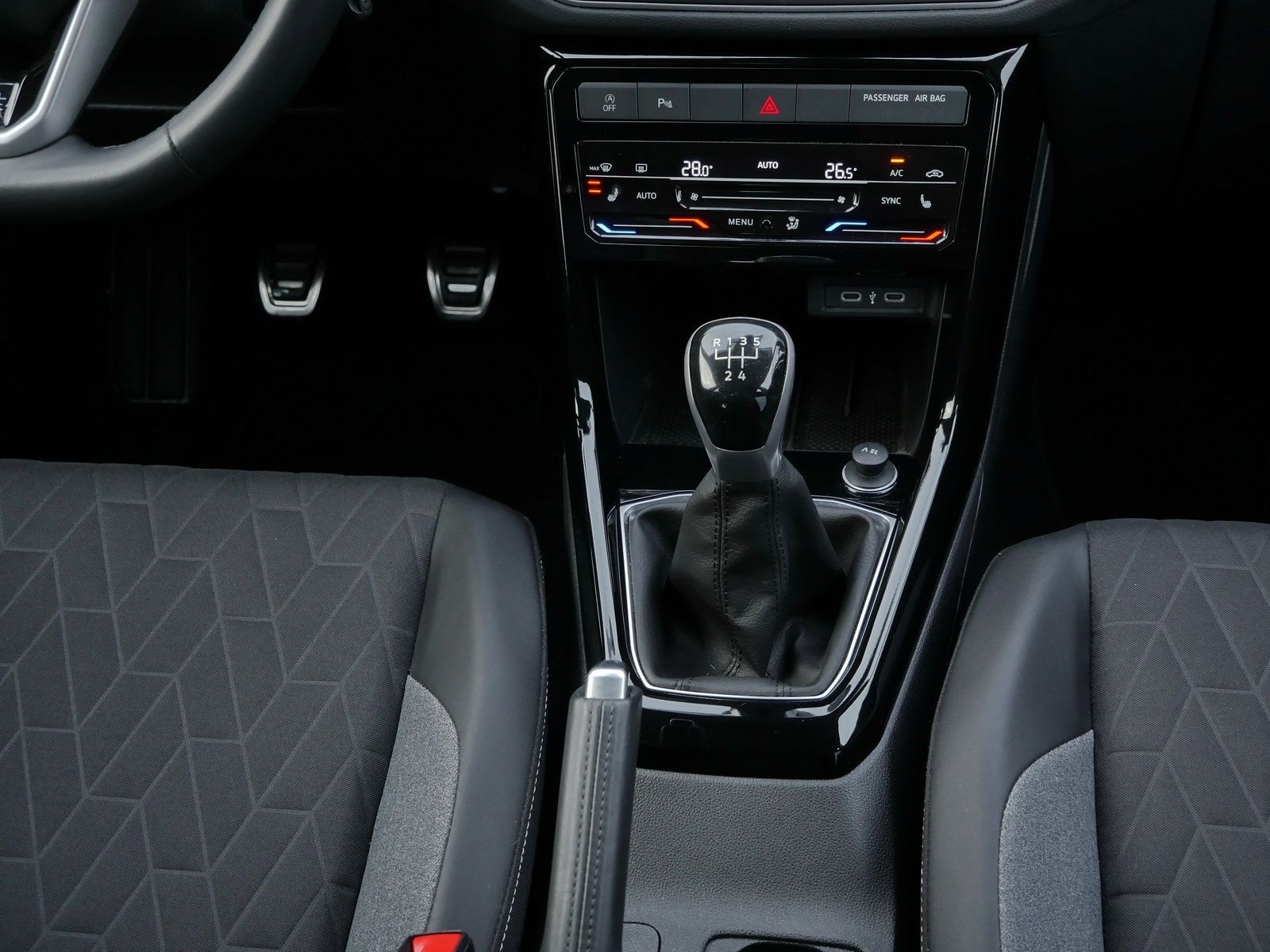 Volkswagen T-Cross - Bild 7