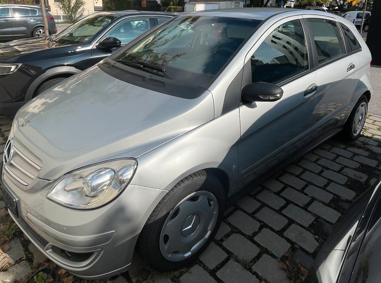 Mercedes-Benz B 170