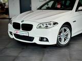 BMW 520 d xDrive M Sport-Paket*HUD*AHK*Panorama*DAB* - BMW 520: Xdrive