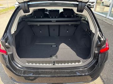 BMW 318i Touring DAB Tempomat Parkassistent Shz