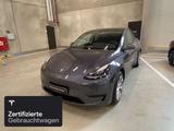 Tesla Model Y Rear-Wheel Drive - Tesla Model Y in Frankfurt (Main)