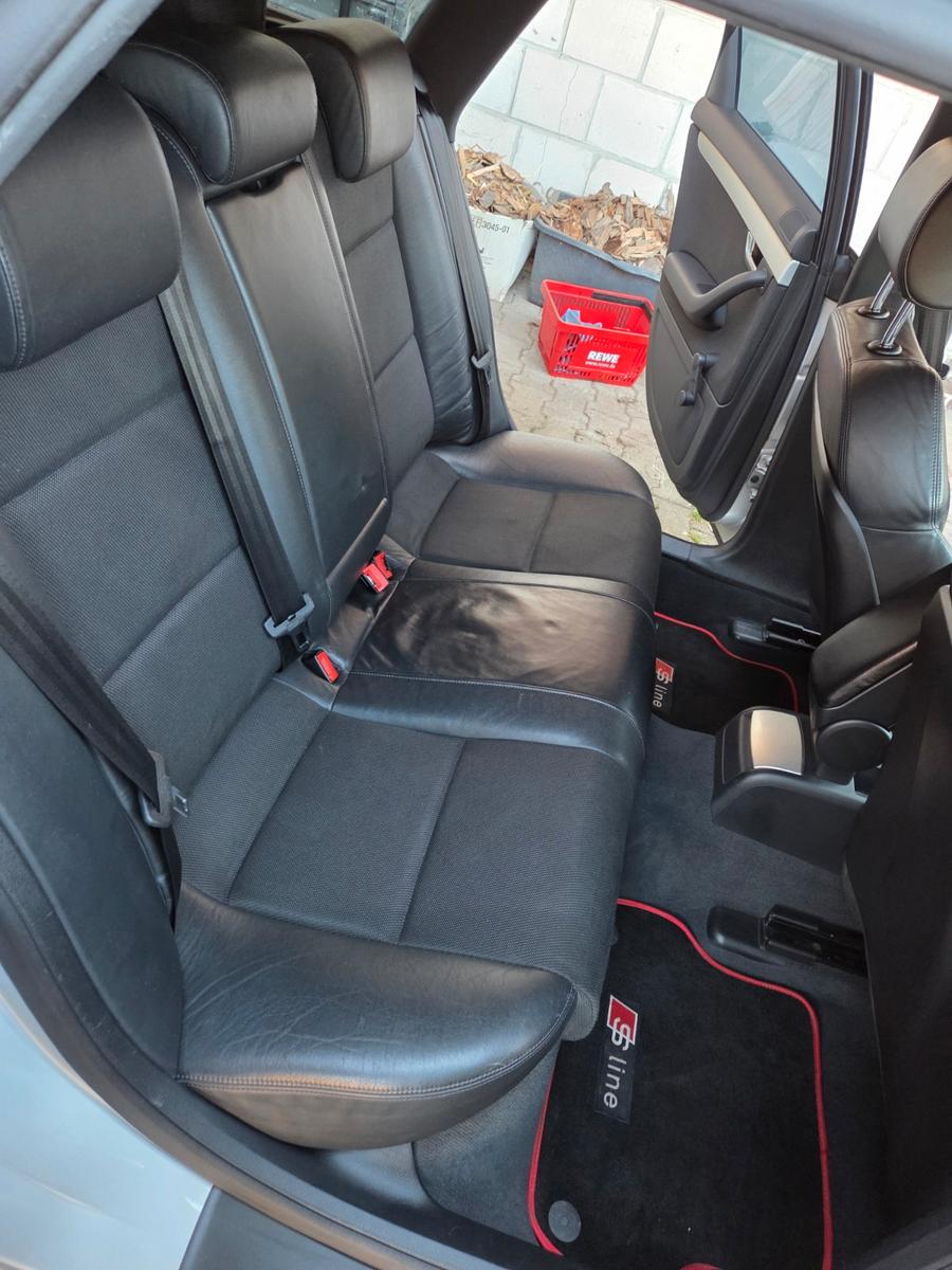 Audi A4 2005 — photo 13