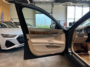 BMW 740 *Softclose*Memory*Spurwächsel*BI-XENON*