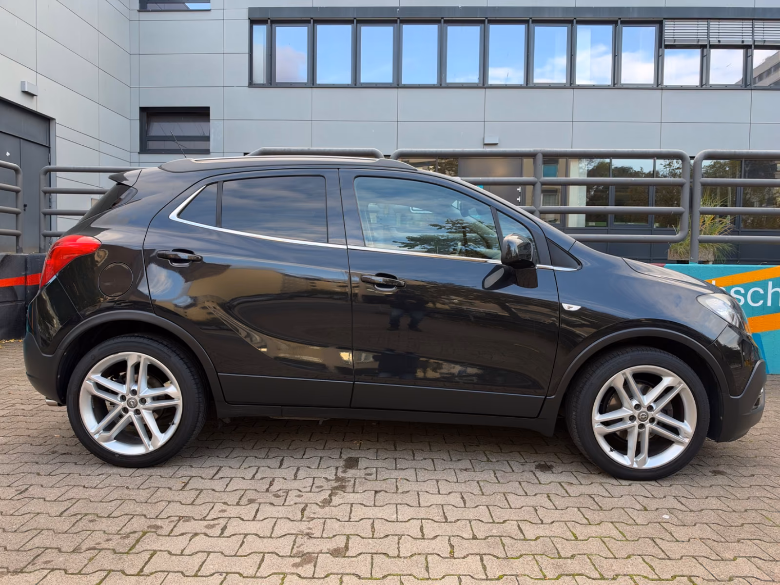 Opel MOKKA 1,4 T INNOVATION KLIMAAUT/NAVI/LEDER/E.SD