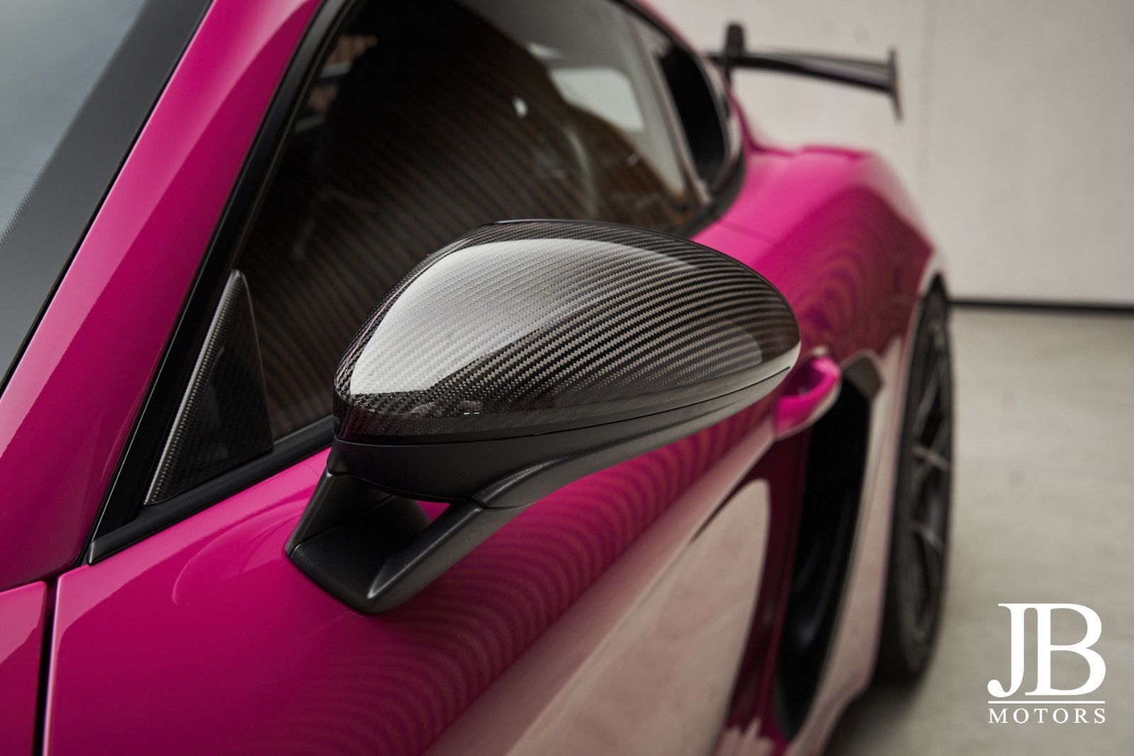 Fahrzeugabbildung Porsche GT4 RS Weissach Lift Clubsport Chrono LED