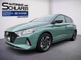 Hyundai i20 1.0 T-GDI Connect & Go Navi BOSE - Hyundai i20: Grün