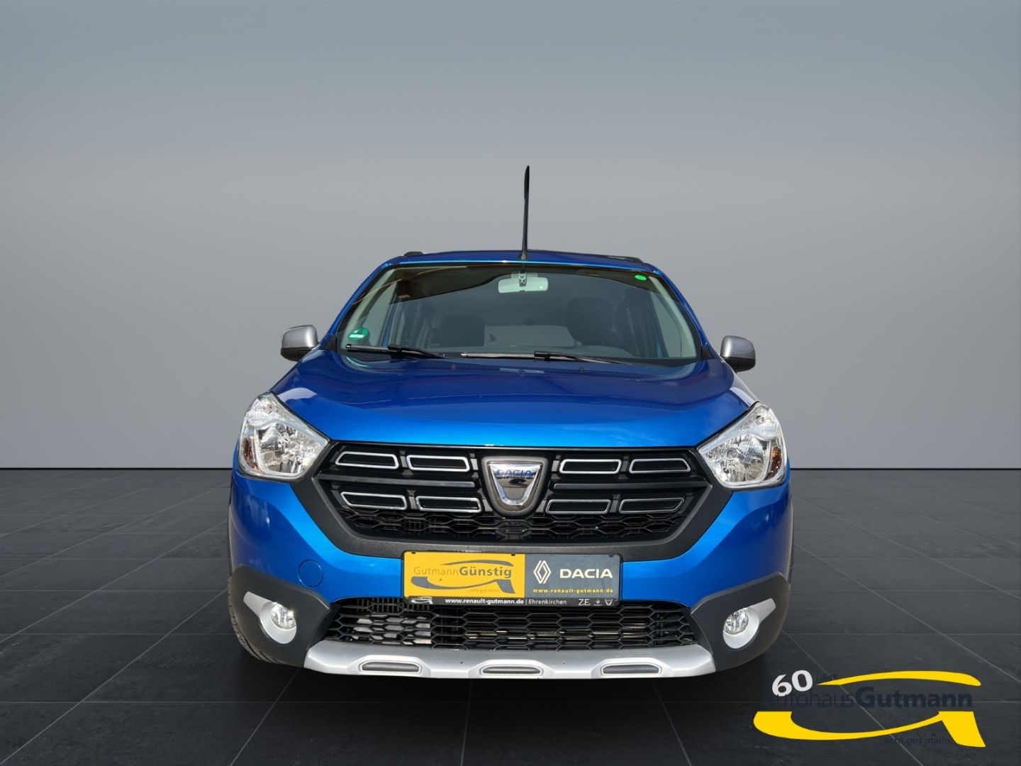 Fahrzeugabbildung Dacia Lodgy Stepway Plus 1.3 TCe 130 5 Sitzer Navi Rüc