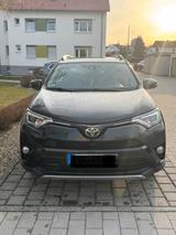 Toyota RAV 4 Allrad Automatik - Toyota RAV 4 Gebrauchtwagen in Augsburg