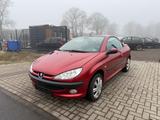 Peugeot 206 CC 110 TÜV NEU/1. HAND DOKTOR VORBESITZER - gebrauchte Peugeot 206 aus dem Jahr 2002