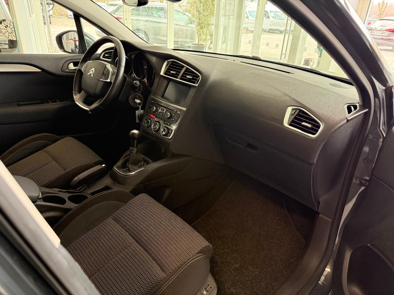Citroën C4 1.6 Selection *2. Hand*Panorama*