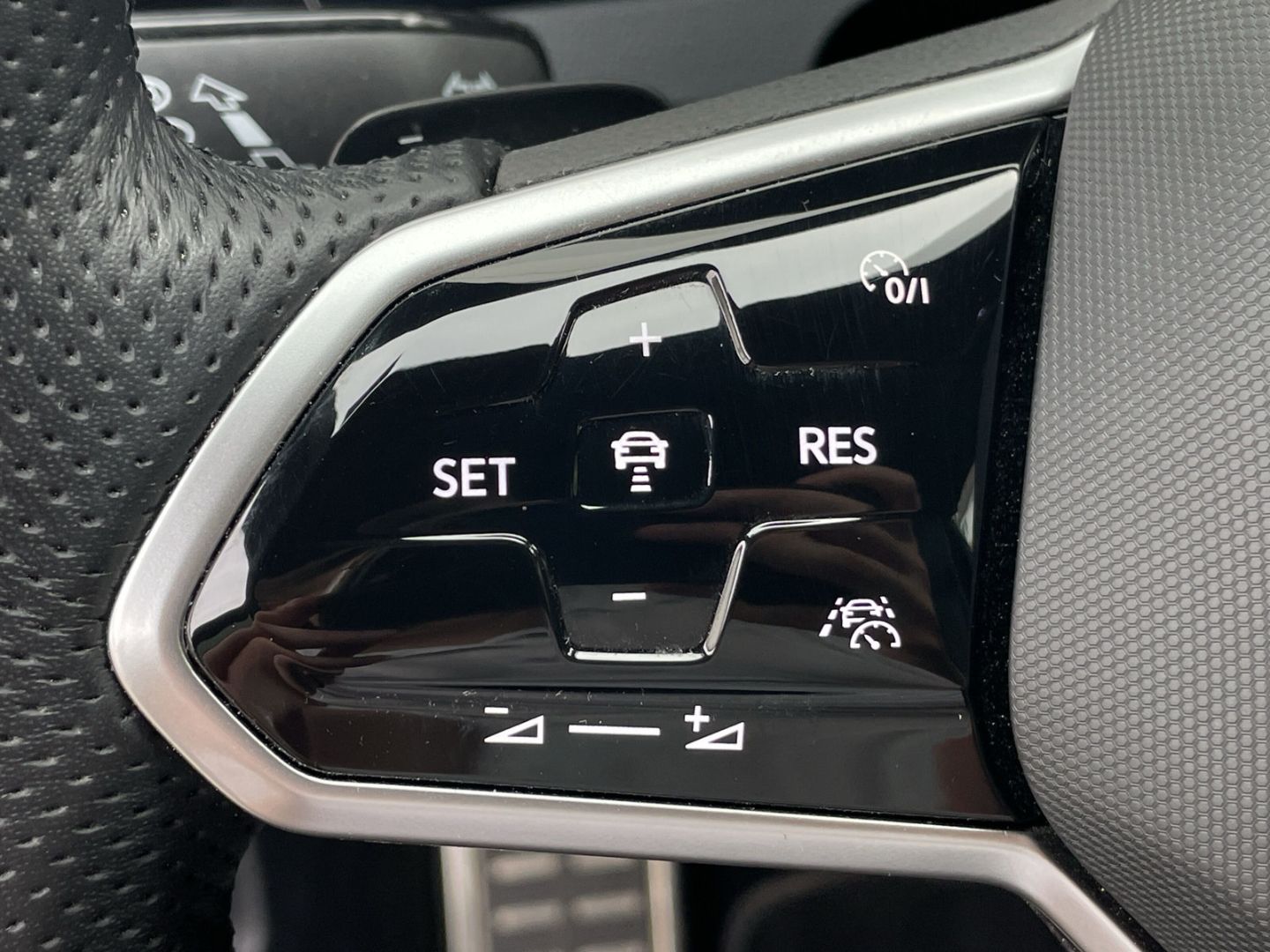 Arteon Shooting Brake 2.0TDI R-Line 4Motion Pano