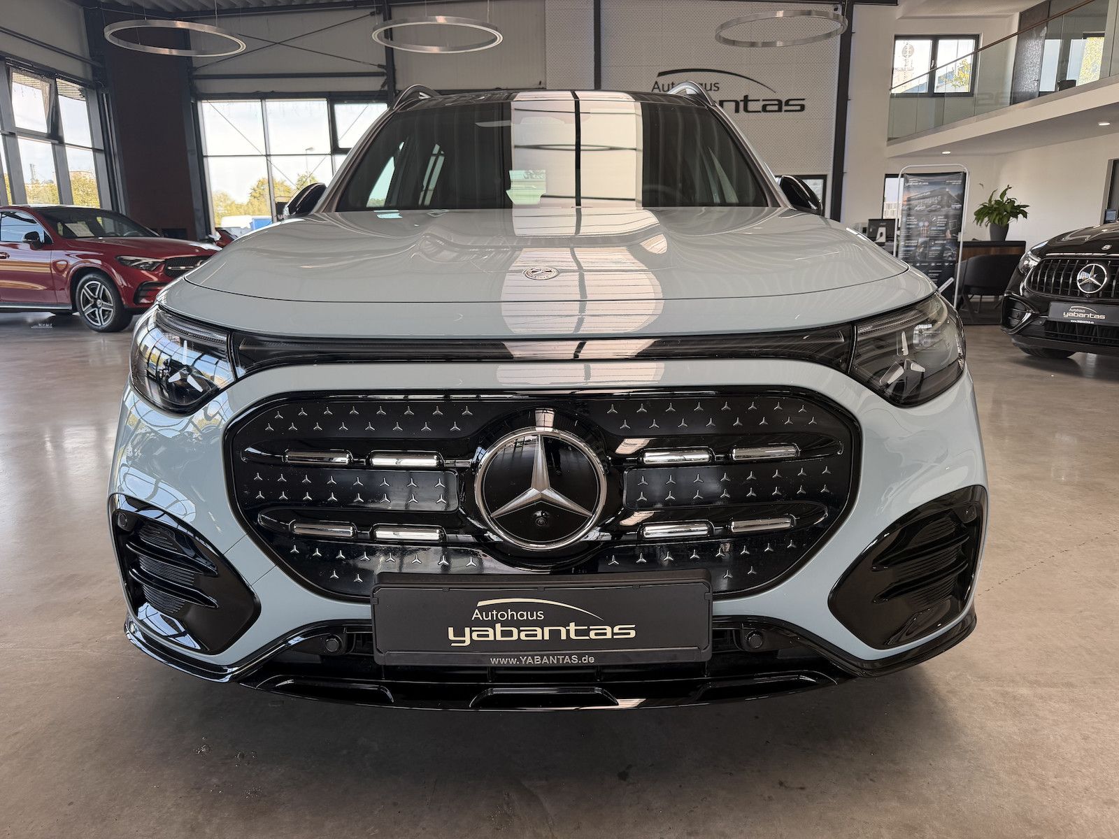 Mercedes-Benz GLB 250 + EQ AMG Keyless Night 360° imagem 2