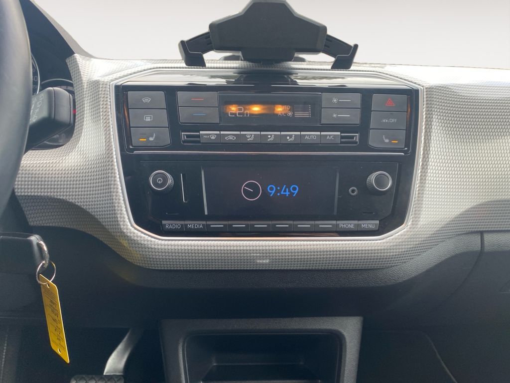 Fahrzeugabbildung Volkswagen e-up Style Plus Climatronic,SH, FS beheizb.