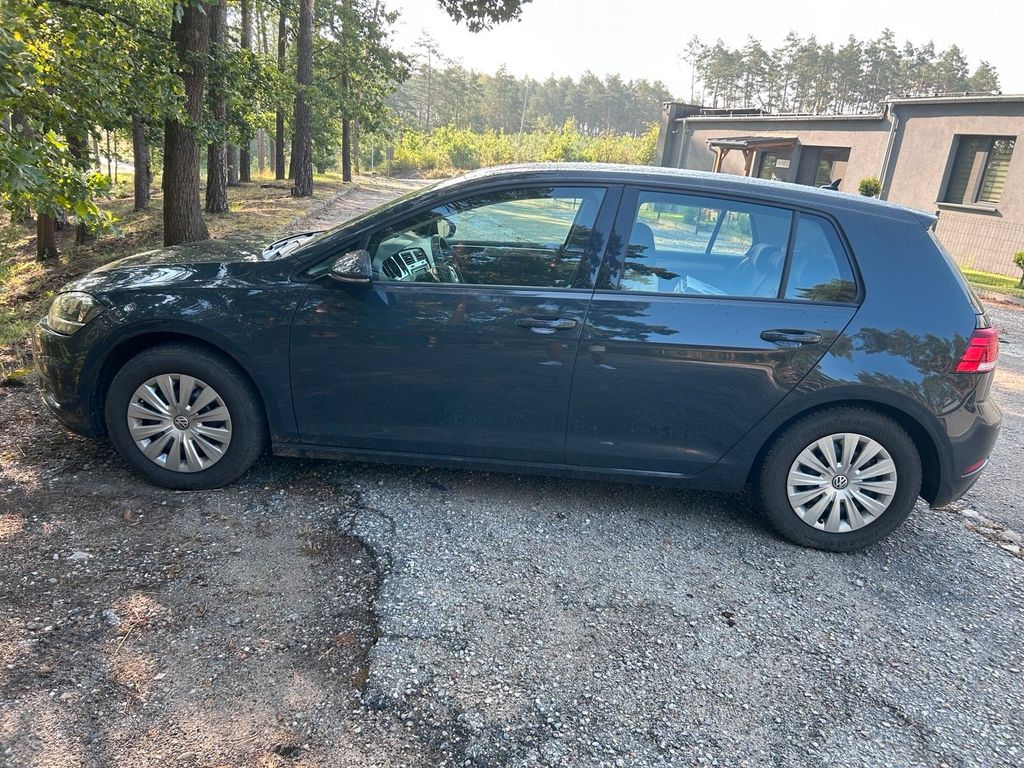 Image of Volkswagen Golf