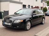 Audi A4 2.0 TDI multitronic (NEU: Service/Tüv/Reifen) - Audi A4 aus 2006 mit Diesel-Antrieb