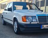 Mercedes-Benz 300 E W124 Oldtimer Automatik - Orig. 92.000 km - Mercedes-Benz 300: W124 300e