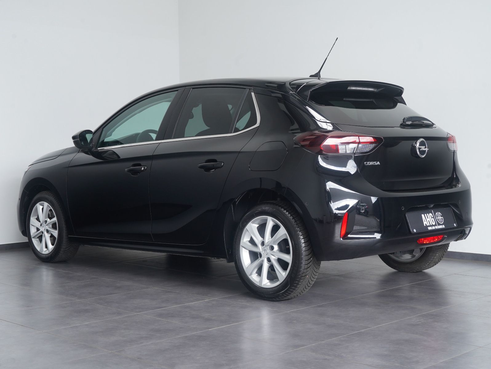 Fahrzeugabbildung Opel Corsa F 1.2 Turbo Elegance DAB/LED/PDC/SHZ