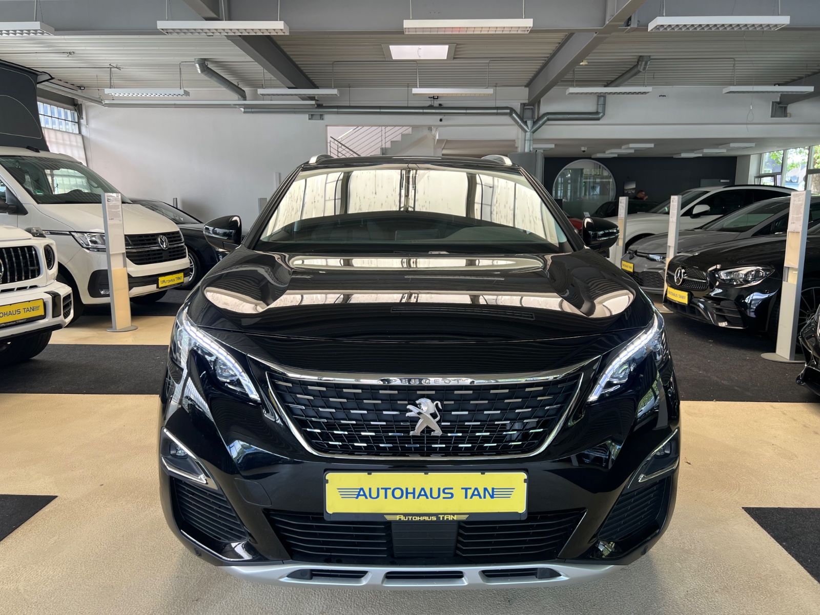 Fahrzeugabbildung Peugeot 3008 Allure