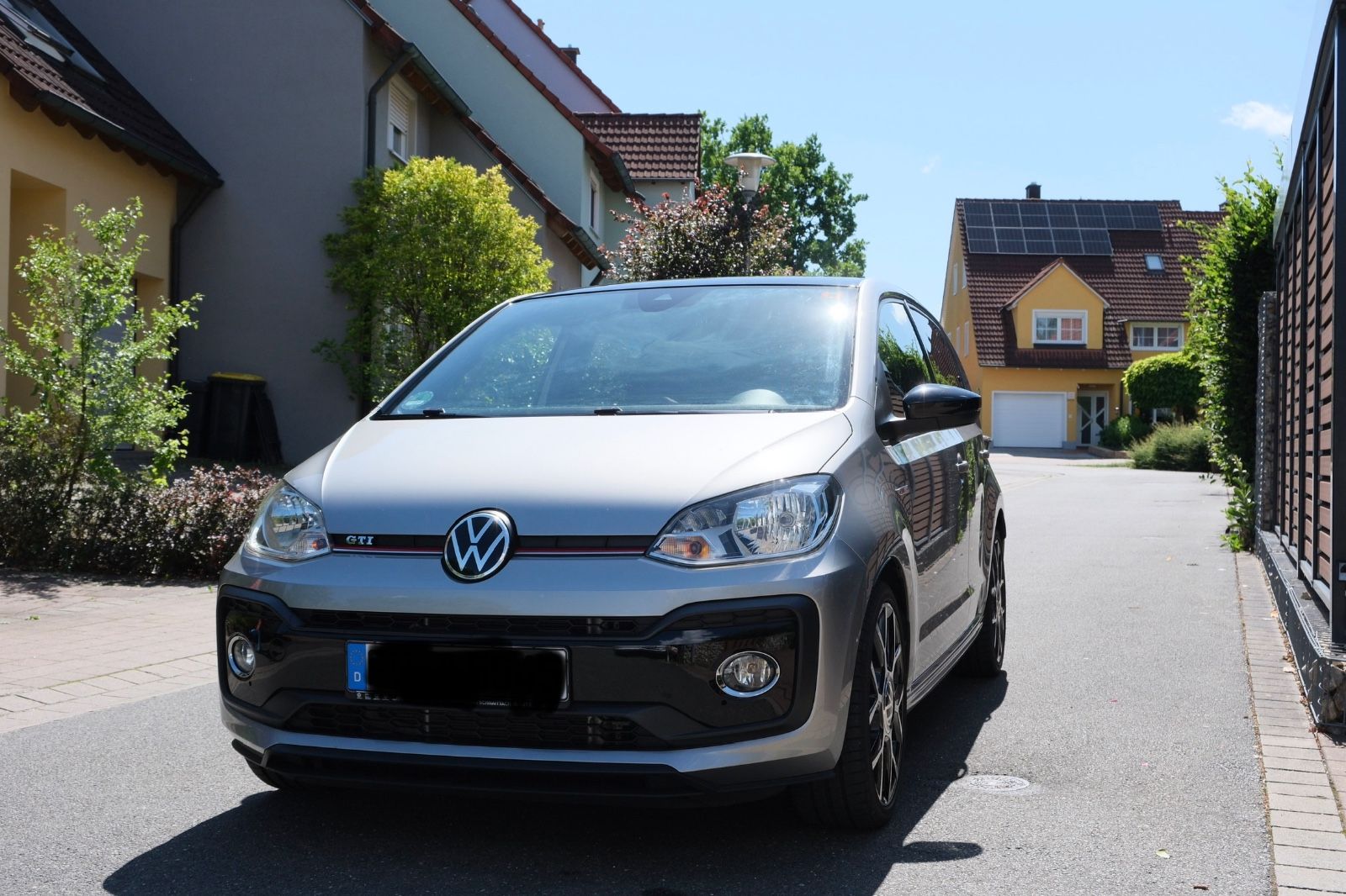 VW up! 1.0 TSI OPF up! GTI up! GTI