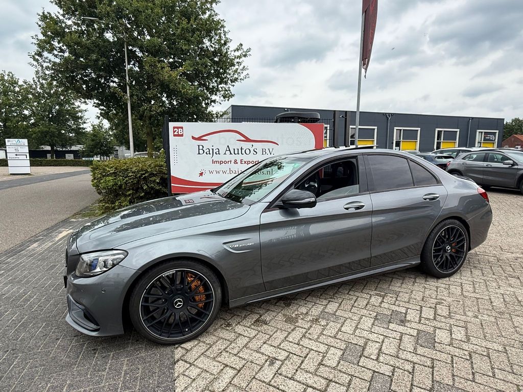 Mercedes-Benz C 63 AMG