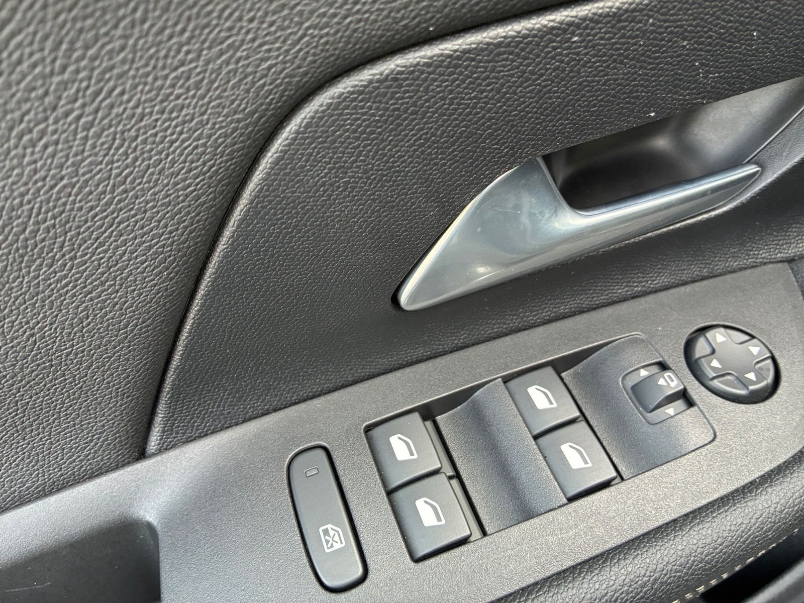 Fahrzeugabbildung Opel Mokka 1.2 Turbo GS Kamera,Matrix,Navi,PDC,SHZ