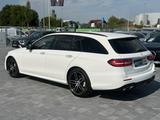 Mercedes-Benz E 400 d T 4 MATIC *AMG*DISTR+*360°KAM*BURMESTER - weiße Mercedes-Benz E 400