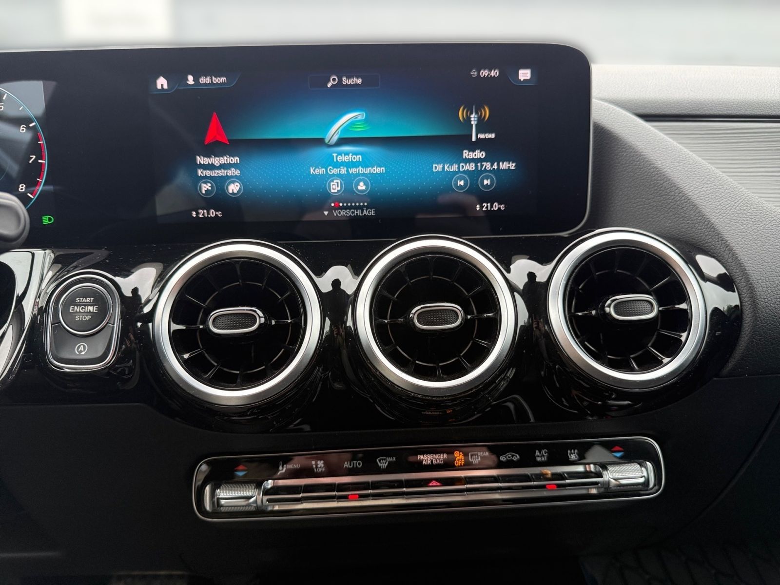 Fahrzeugabbildung Mercedes-Benz B 220 AUTOMATIK *AMG-LINE*BURMESTER* MEMORY*